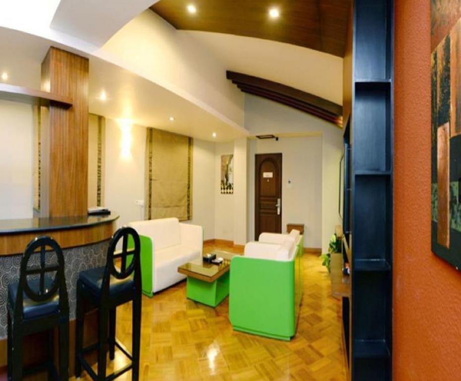 Hotel Shwe Gone Daing, Yangon Exterior foto