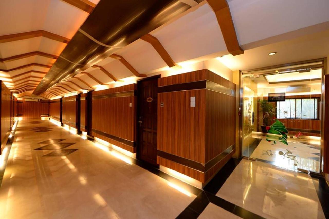 Hotel Shwe Gone Daing, Yangon Exterior foto